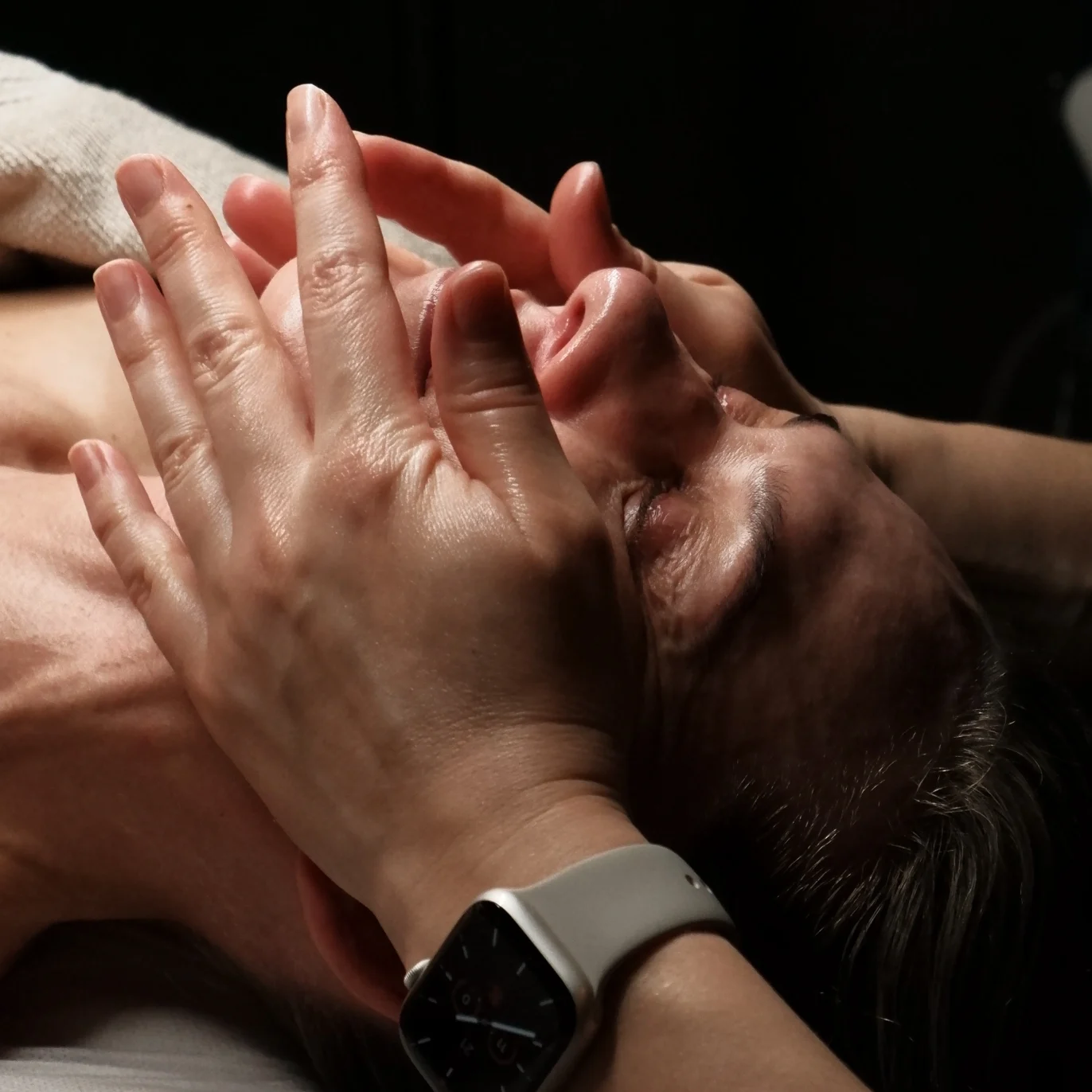 beuti salon london - facials london - skincate treatment - face massage - facelift - facemask