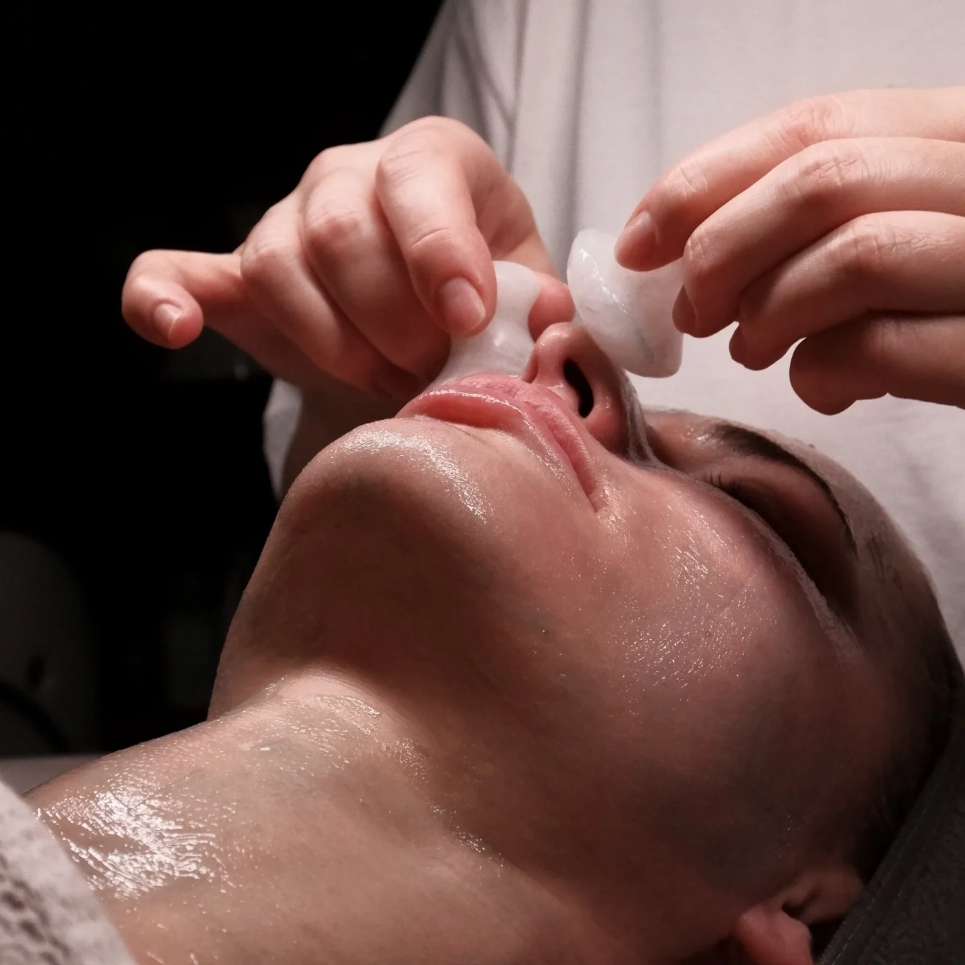 micro needling - buccal massage - jet peel - anti age facial - best facials london facial near me - skin treatments hydrafacial near me - face sculpting - beauty salon london - facials london - facemask